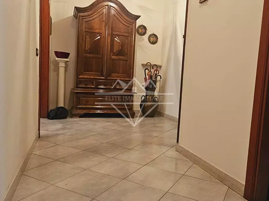 Immagine 5 di Appartamento in vendita  a Carrara