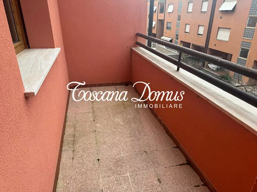 Immagine 4 di Appartamento in vendita  a Siena