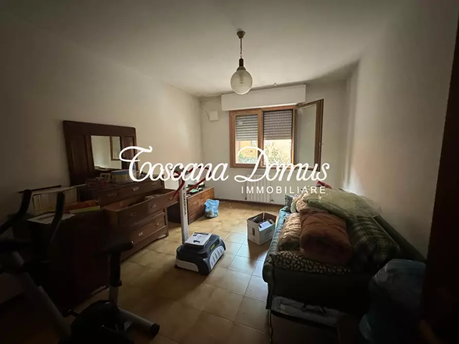 Immagine 13 di Appartamento in vendita  a Siena