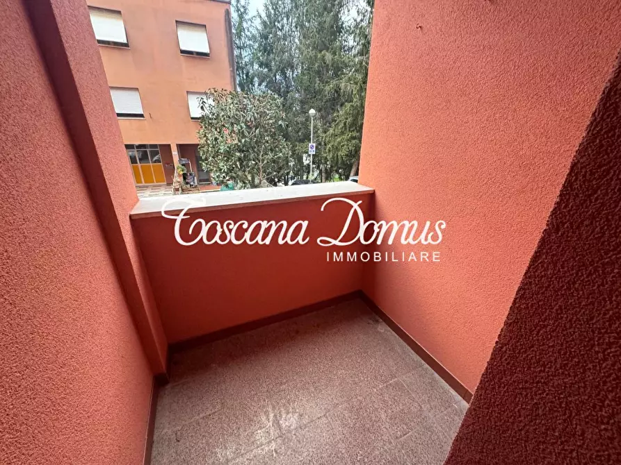 Immagine 10 di Appartamento in vendita  a Siena