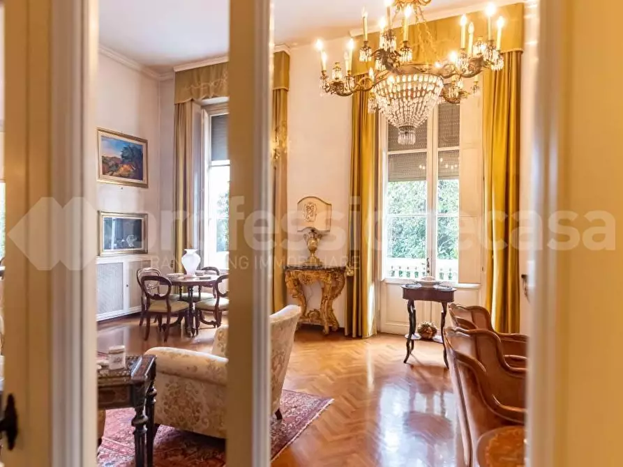 Immagine 23 di Villa in vendita  a Pisa