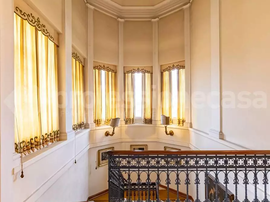 Immagine 32 di Villa in vendita  a Pisa