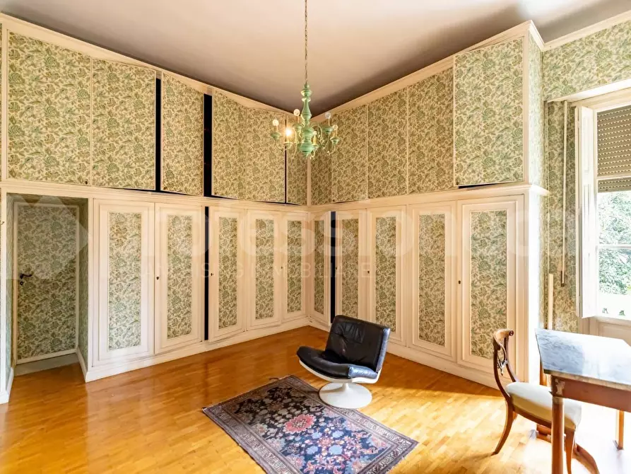 Immagine 35 di Villa in vendita  a Pisa