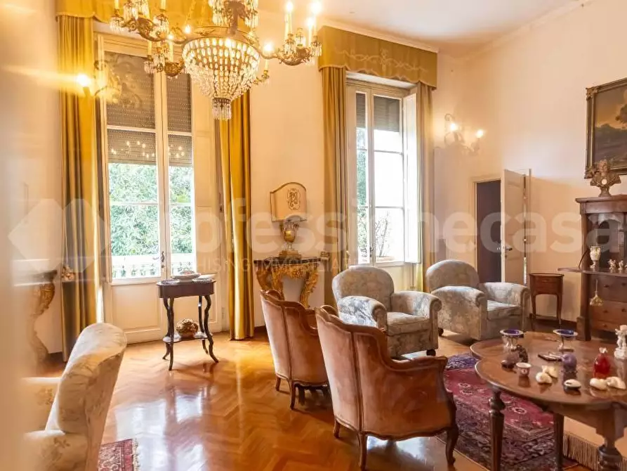 Immagine 24 di Villa in vendita  a Pisa