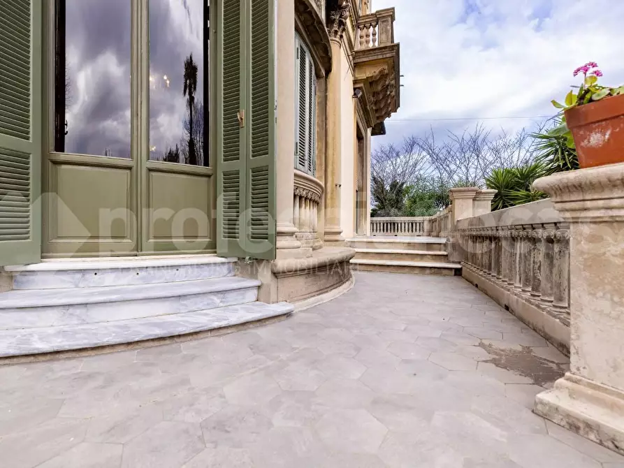 Immagine 26 di Villa in vendita  a Pisa