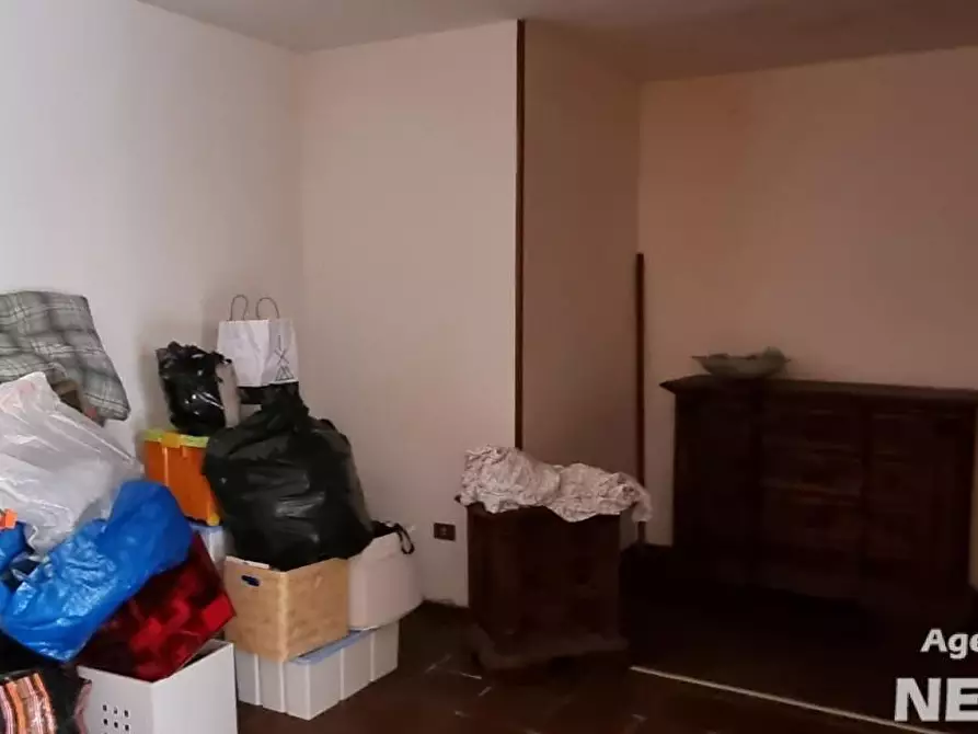 Immagine 13 di Casa indipendente in vendita  a Pisa