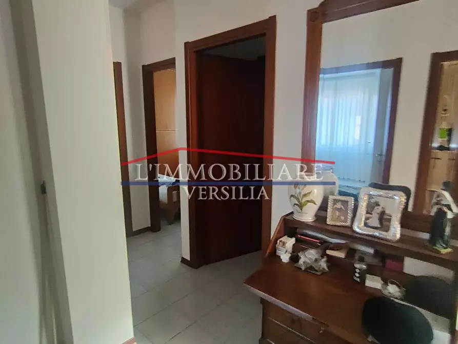 Immagine 14 di Appartamento in vendita  a Massa