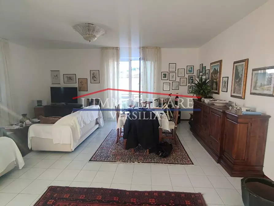 Immagine 7 di Appartamento in vendita  a Massa