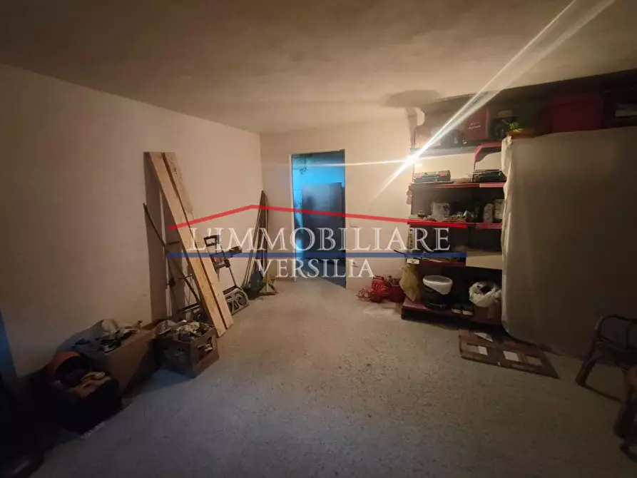 Immagine 40 di Appartamento in vendita  a Massa