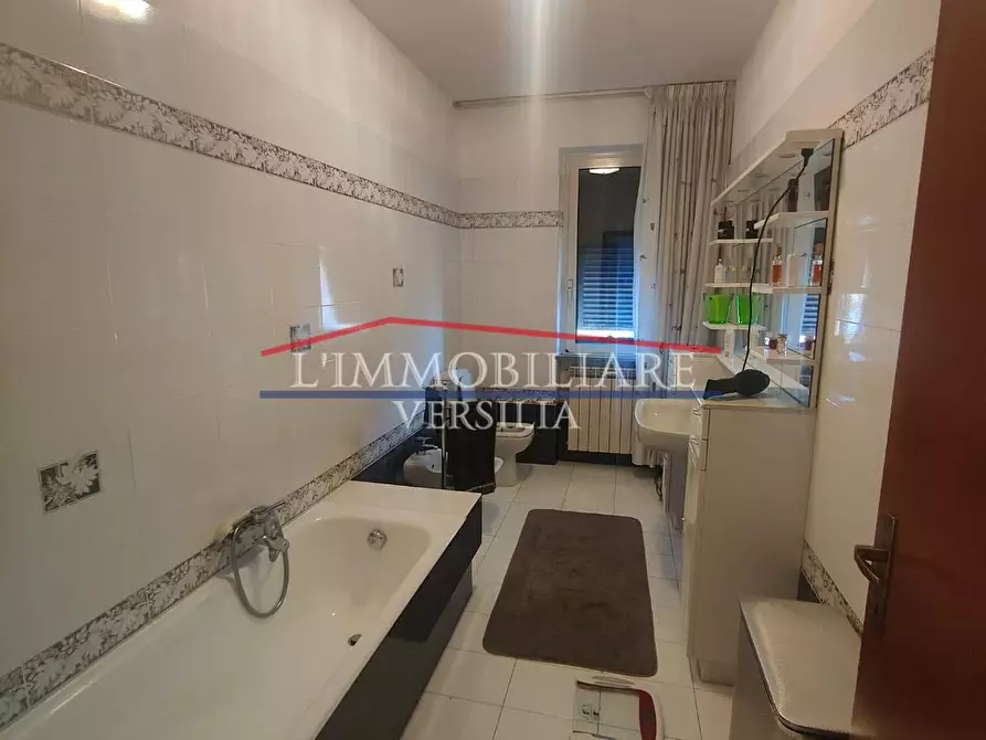 Immagine 23 di Appartamento in vendita  a Massa