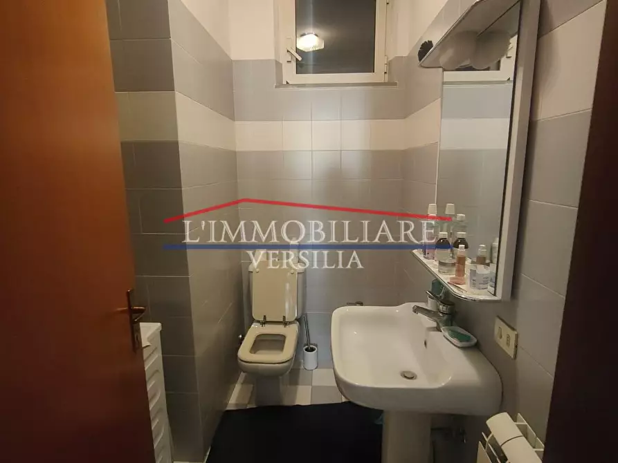 Immagine 26 di Appartamento in vendita  a Massa