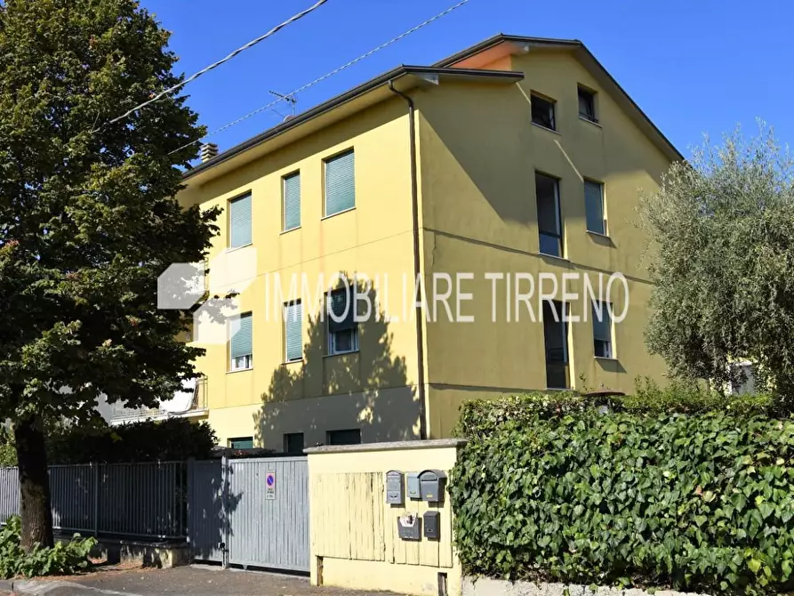 Immagine 16 di Appartamento in vendita  a Massa