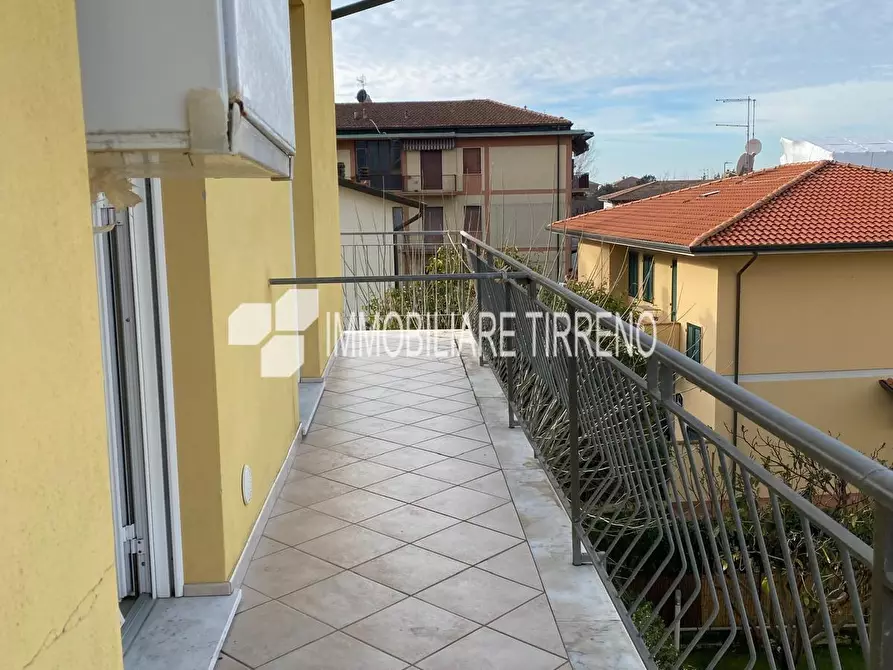 Immagine 7 di Appartamento in vendita  a Massa