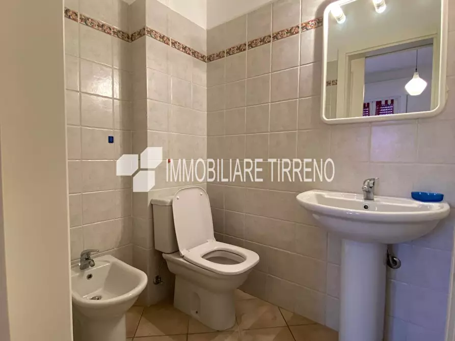 Immagine 23 di Appartamento in vendita  a Massa