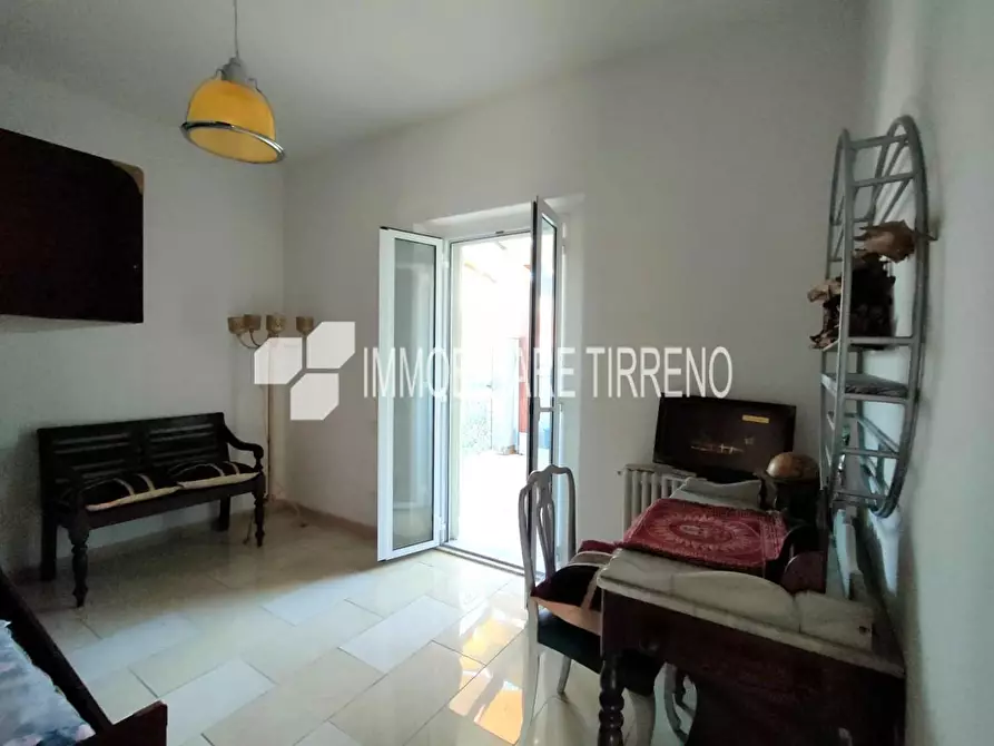 Immagine 11 di Casa indipendente in vendita  a Massa