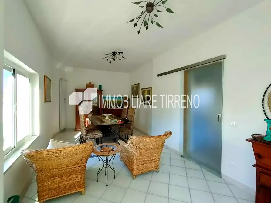 Immagine 6 di Casa indipendente in vendita  a Massa