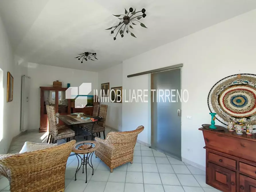 Immagine 13 di Casa indipendente in vendita  a Massa