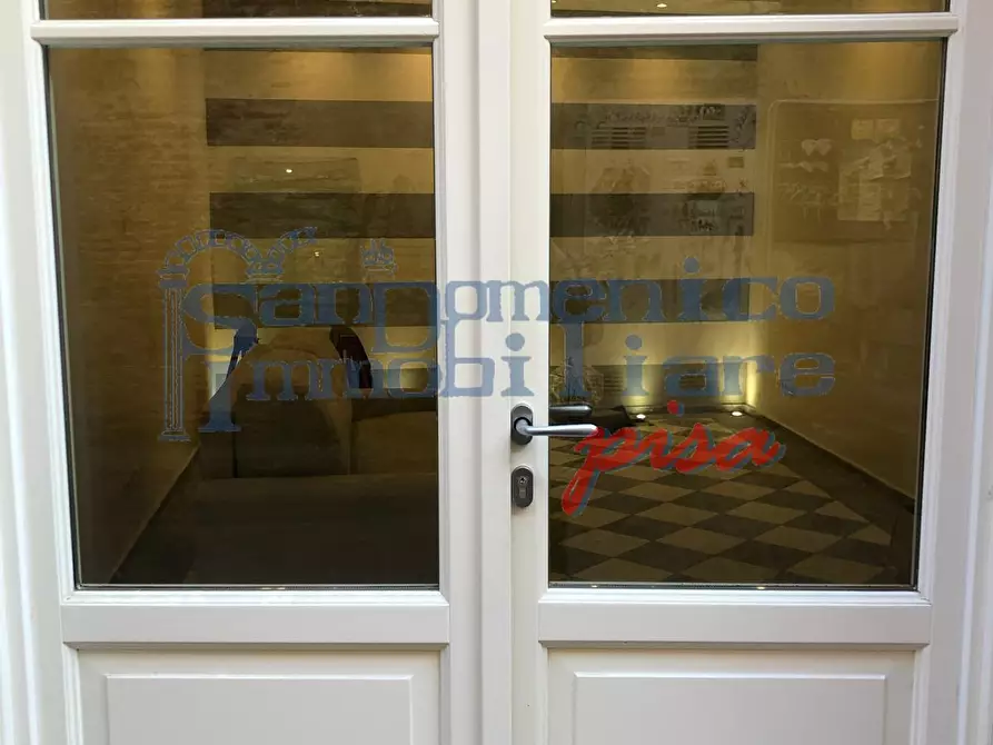 Immagine 4 di Locale commerciale in vendita  a Pisa