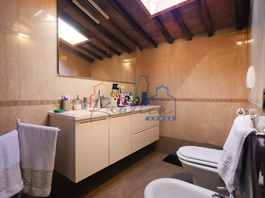 Immagine 13 di Appartamento in vendita  a San Giuliano Terme