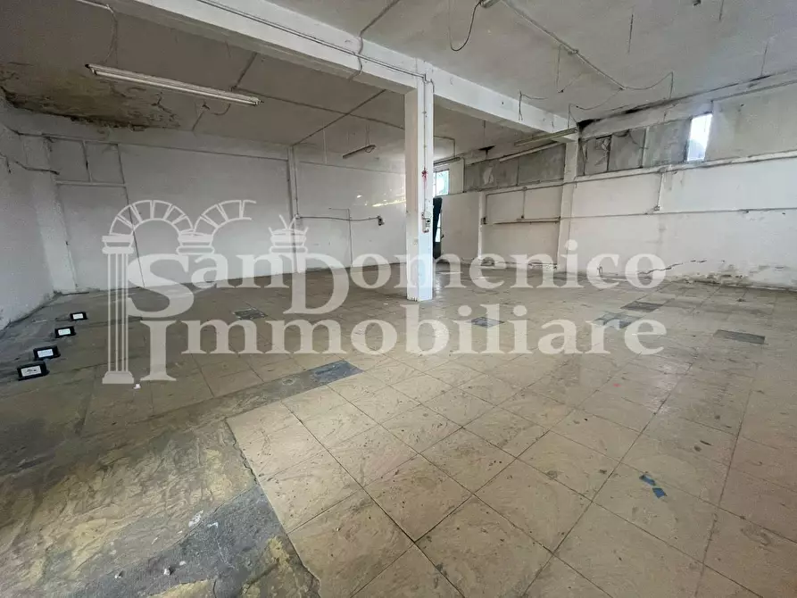 Immagine 5 di Locale commerciale in affitto  a Cascina