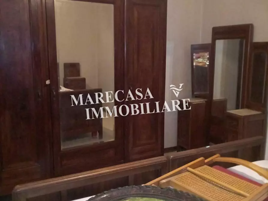 Immagine 18 di Casa indipendente in vendita  a Carrara