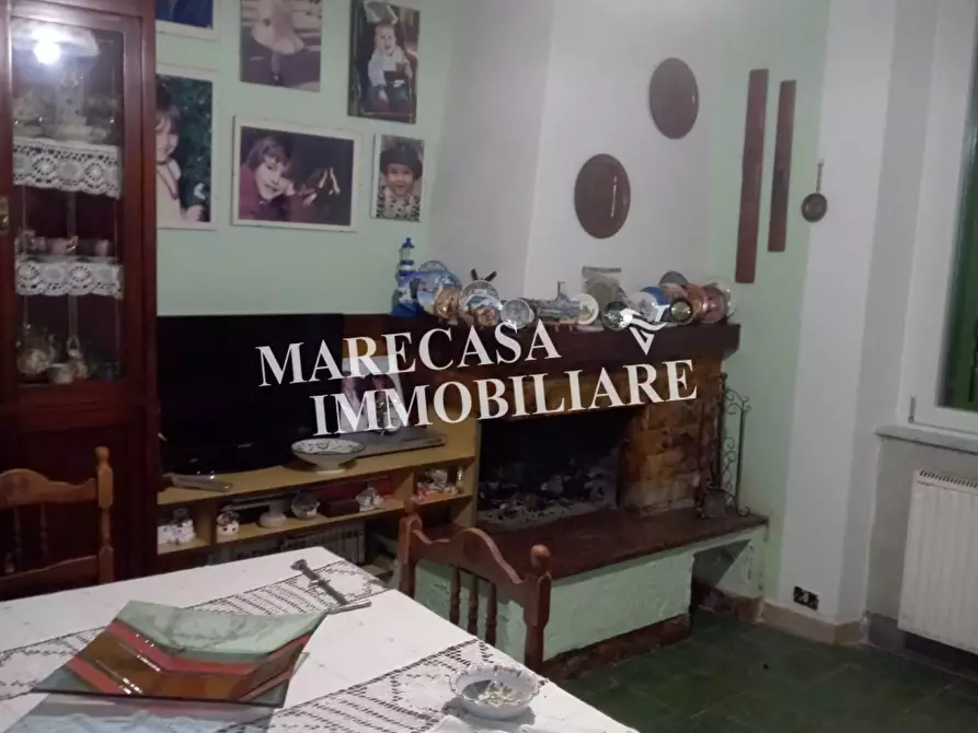 Immagine 10 di Casa indipendente in vendita  a Carrara