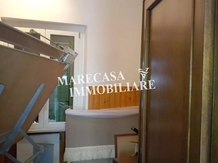 Immagine 11 di Casa indipendente in vendita  a Carrara