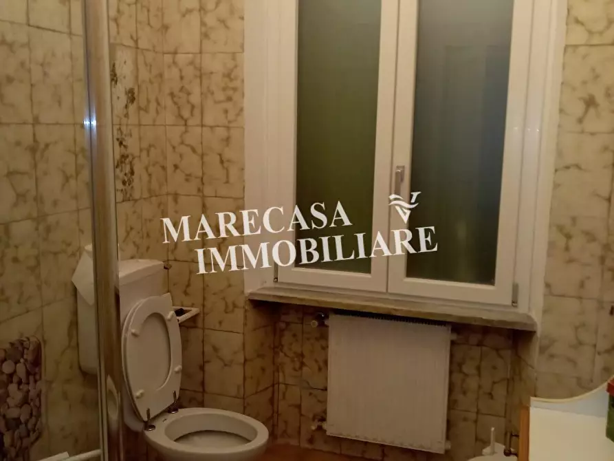 Immagine 17 di Casa indipendente in vendita  a Carrara