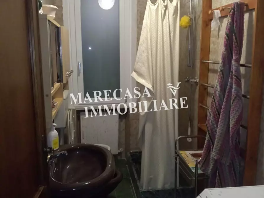 Immagine 15 di Casa indipendente in vendita  a Carrara