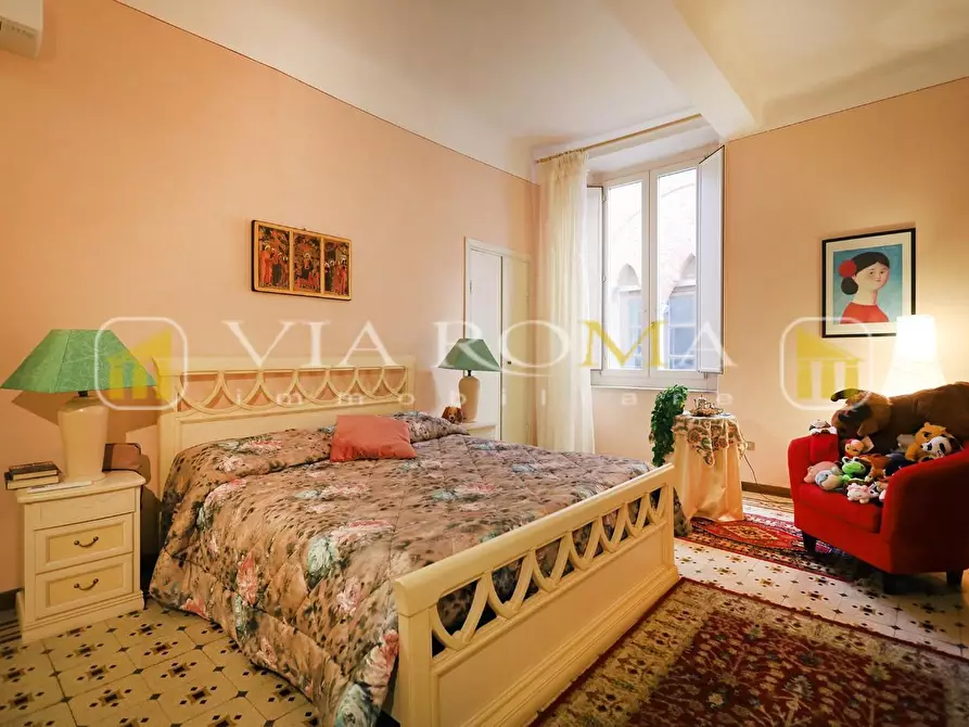 Immagine 6 di Appartamento in vendita  a Lucca