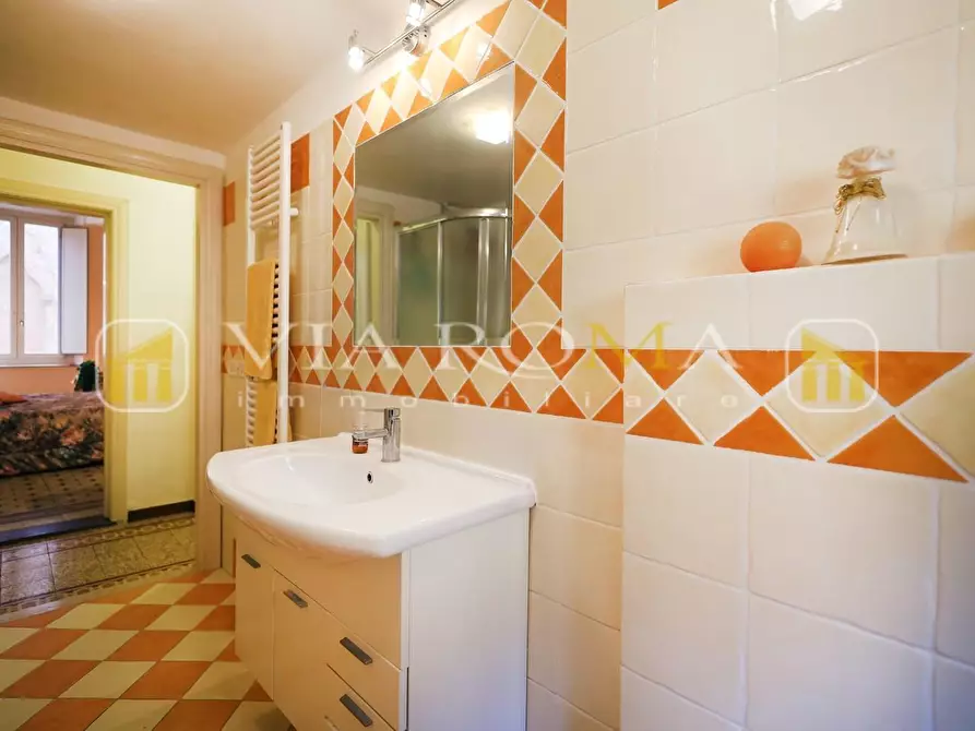 Immagine 18 di Appartamento in vendita  a Lucca