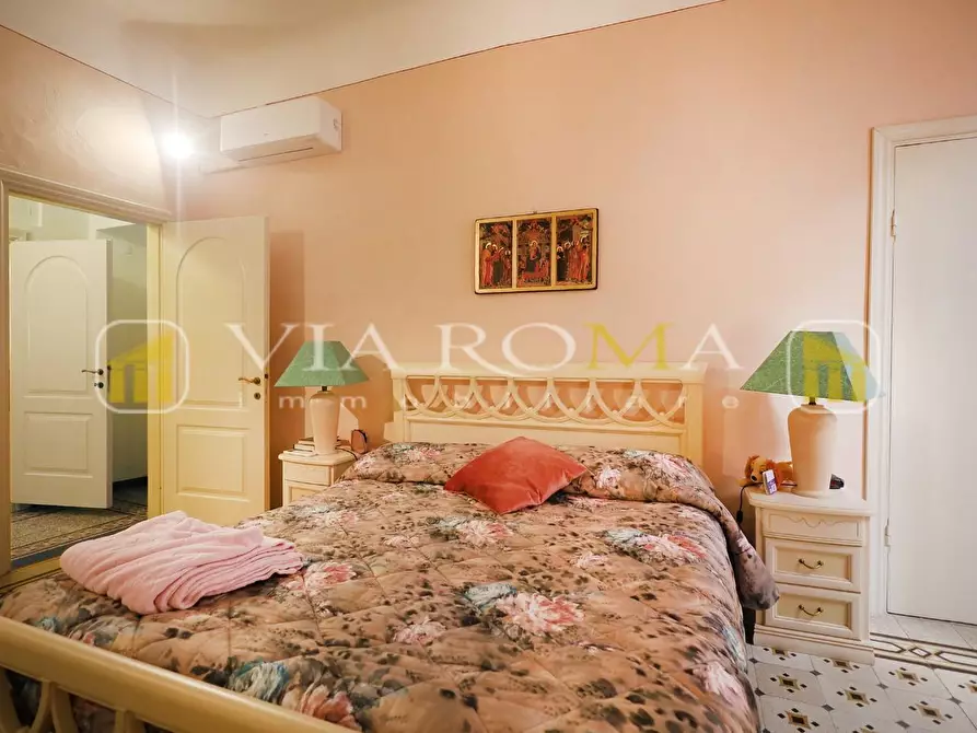 Immagine 15 di Appartamento in vendita  a Lucca