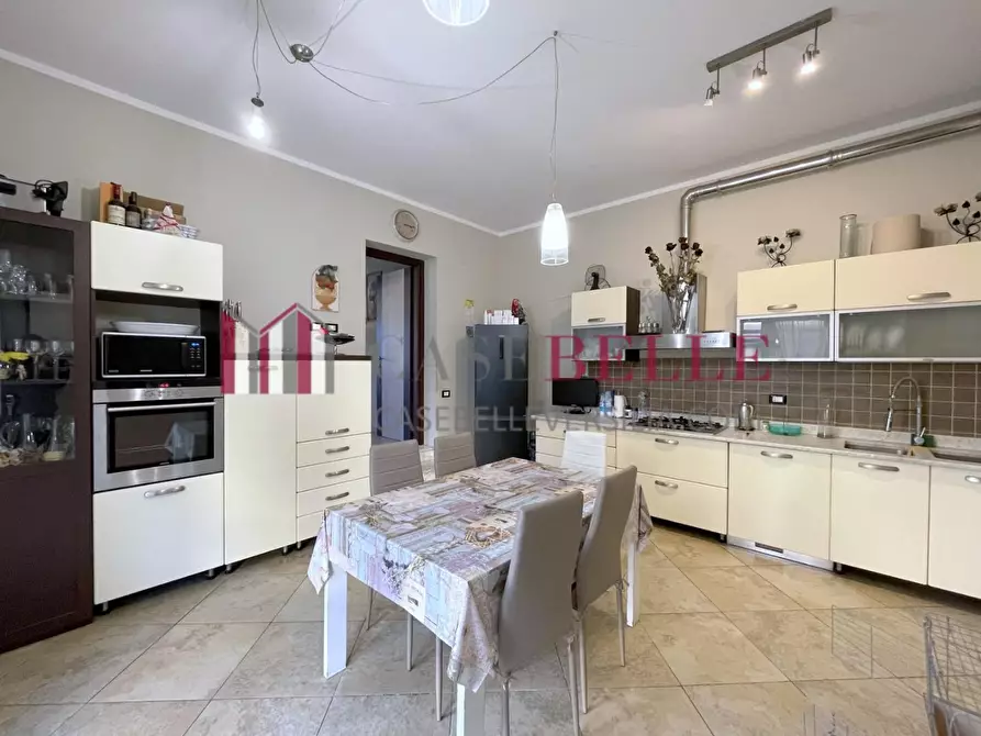 Immagine 11 di Villetta a schiera in vendita  a Camaiore