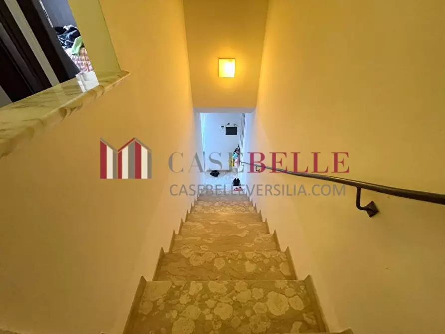 Immagine 40 di Villetta a schiera in vendita  a Camaiore