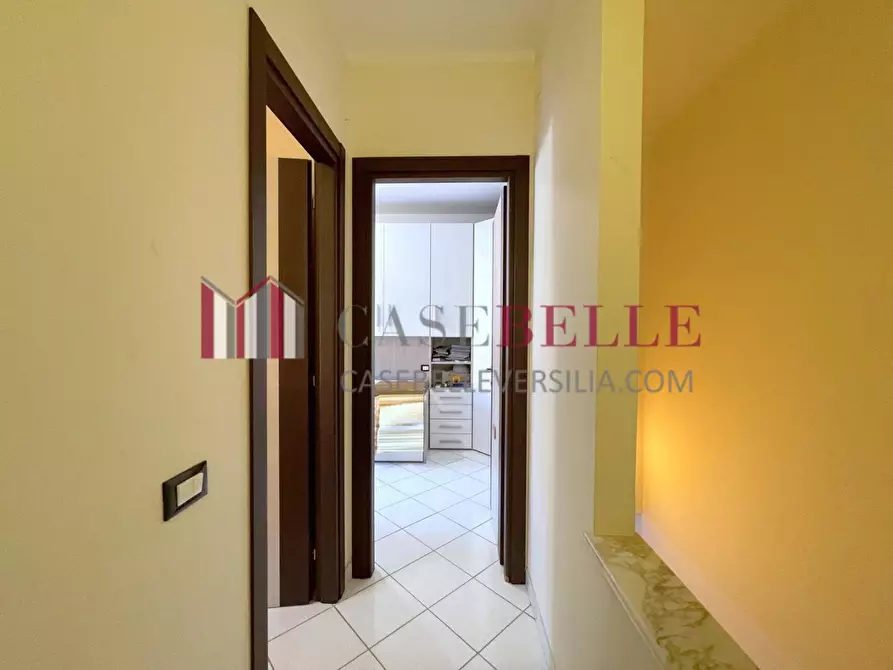 Immagine 21 di Villetta a schiera in vendita  a Camaiore