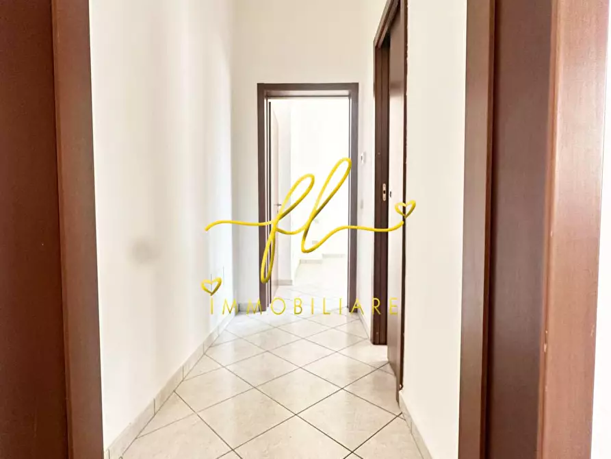 Immagine 5 di Appartamento in vendita  a Cecina