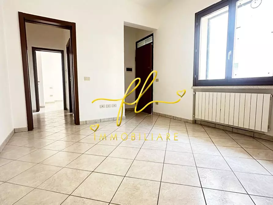 Immagine 1 di Appartamento in vendita  a Cecina