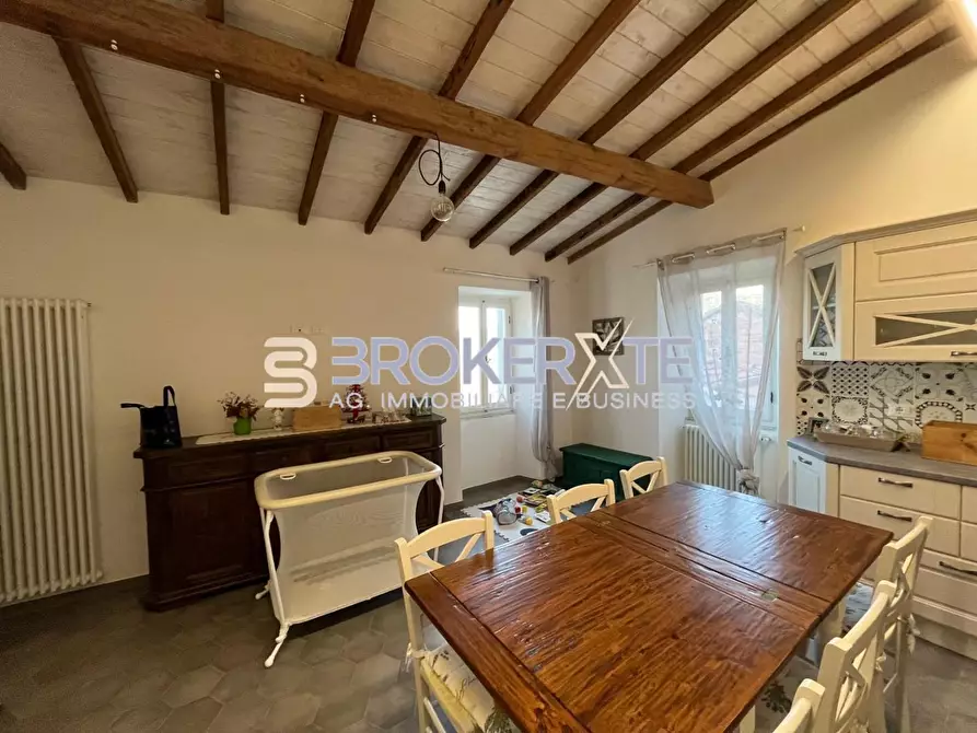 Immagine 14 di Appartamento in vendita  a Ortonovo