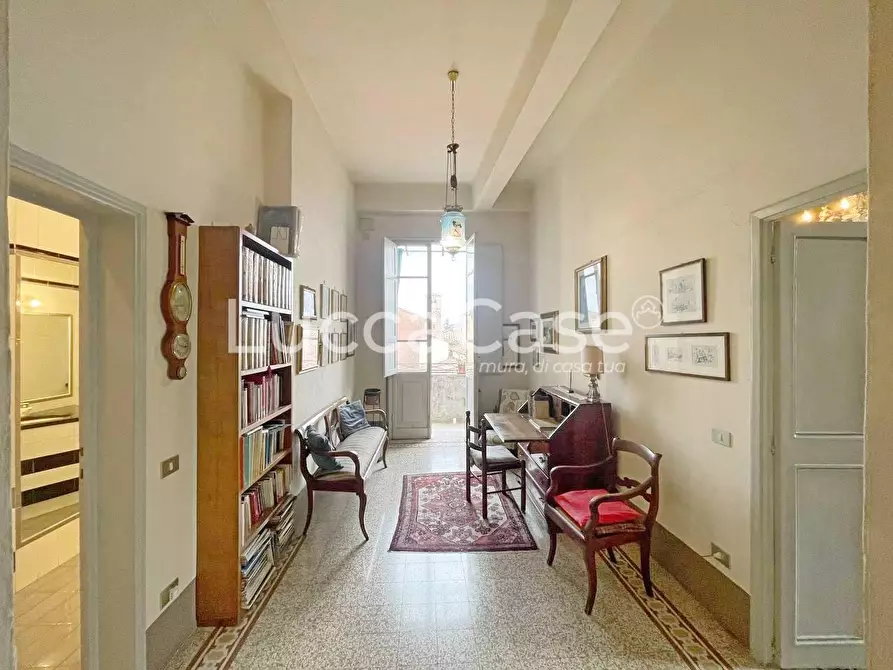 Immagine 31 di Appartamento in vendita  a Lucca