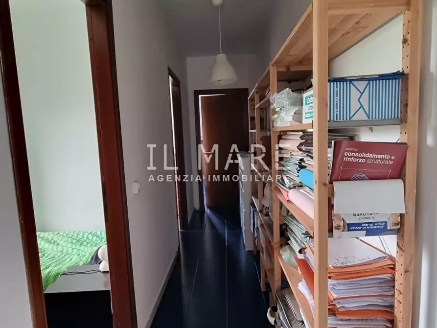 Immagine 7 di Casa bifamiliare in vendita  a Massa