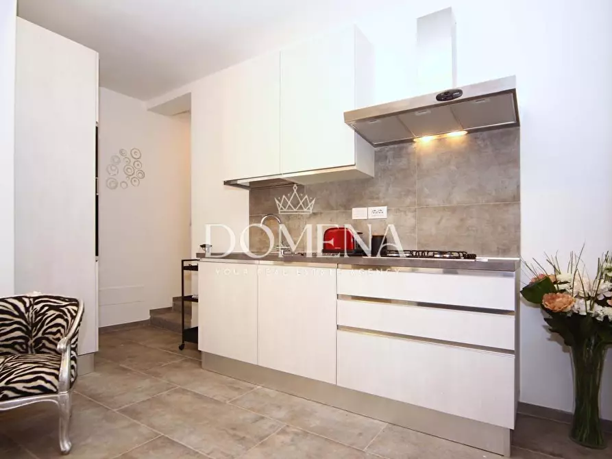 Immagine 3 di Appartamento in vendita  a Siena