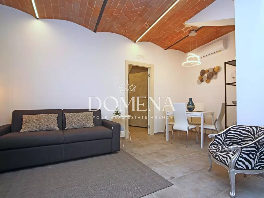 Immagine 5 di Appartamento in vendita  a Siena