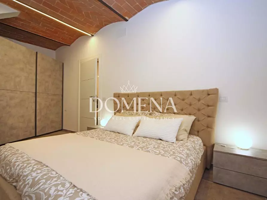 Immagine 18 di Appartamento in vendita  a Siena