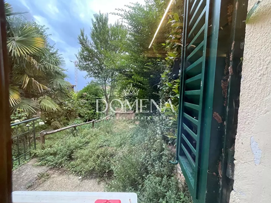 Immagine 27 di Appartamento in vendita  a Siena