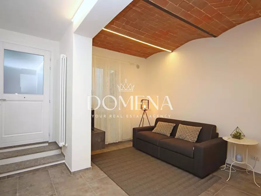 Immagine 25 di Appartamento in vendita  a Siena