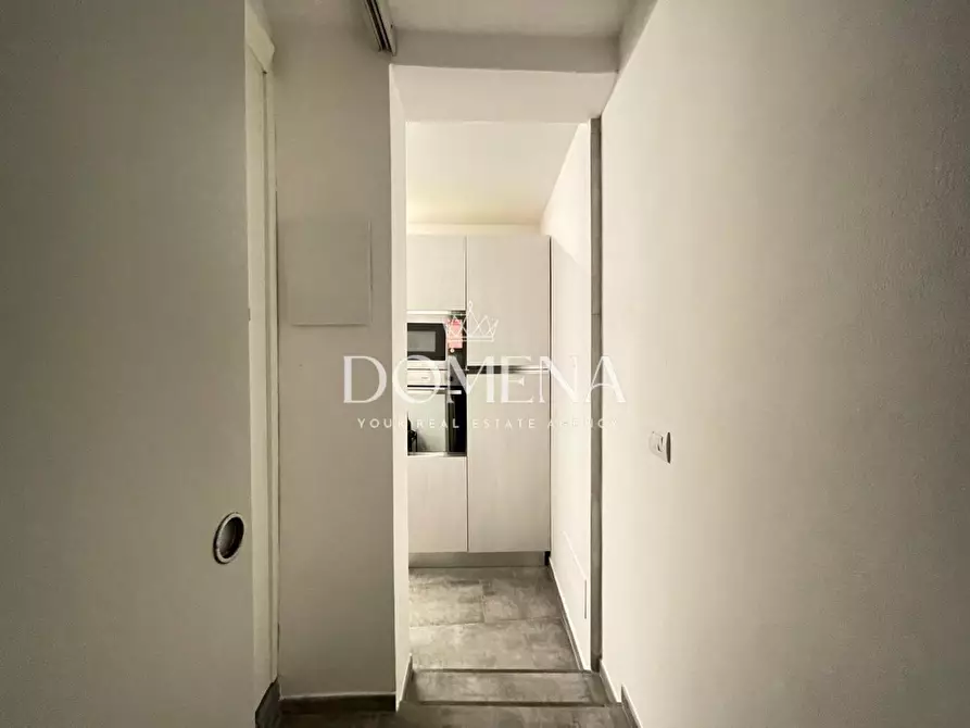 Immagine 2 di Appartamento in vendita  a Siena