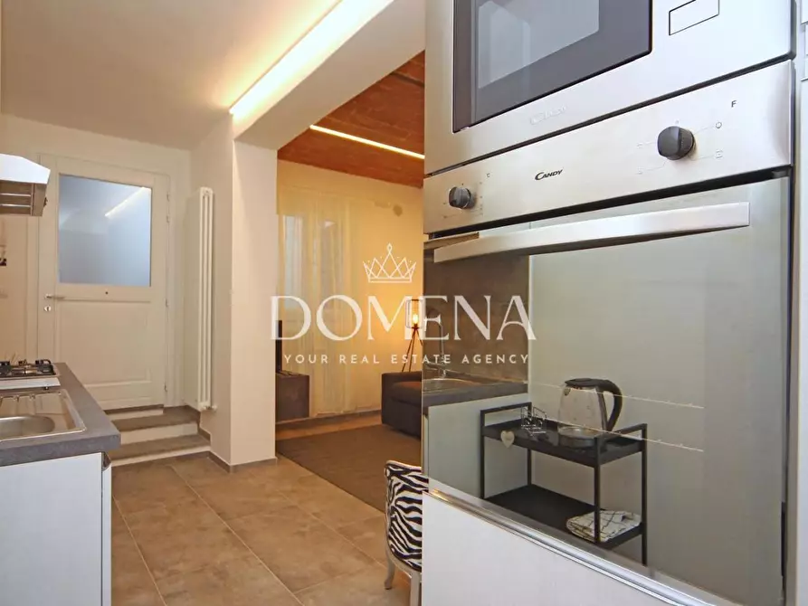 Immagine 10 di Appartamento in vendita  a Siena