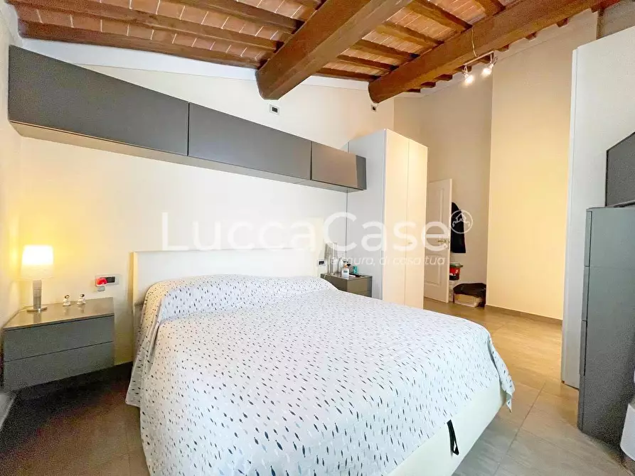 Immagine 15 di Appartamento in vendita  a Capannori