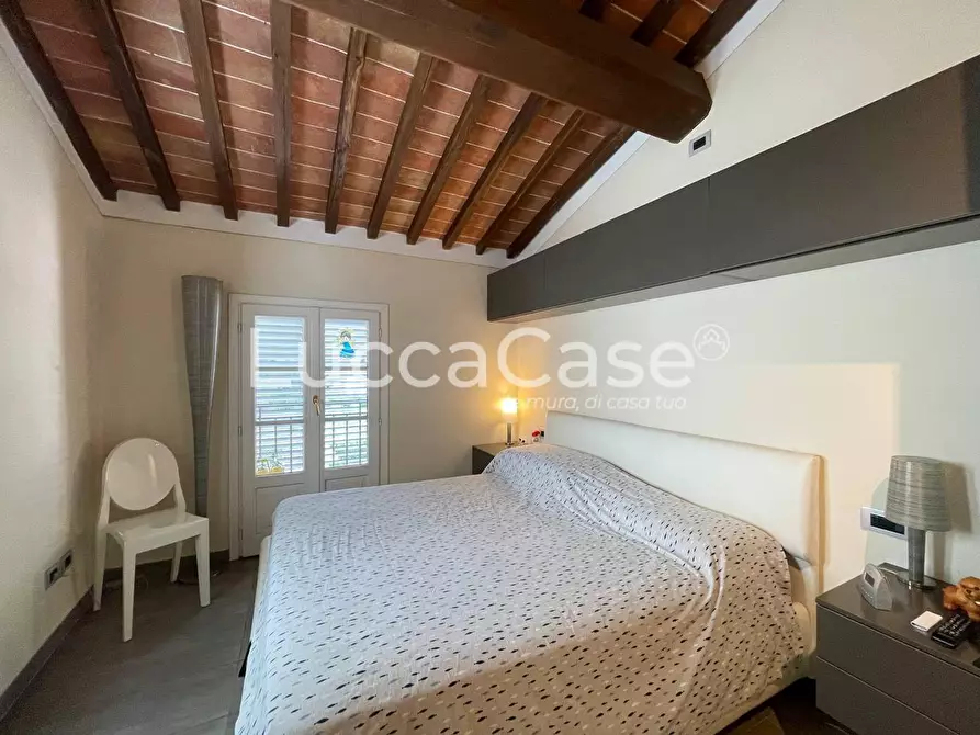 Immagine 14 di Appartamento in vendita  a Capannori