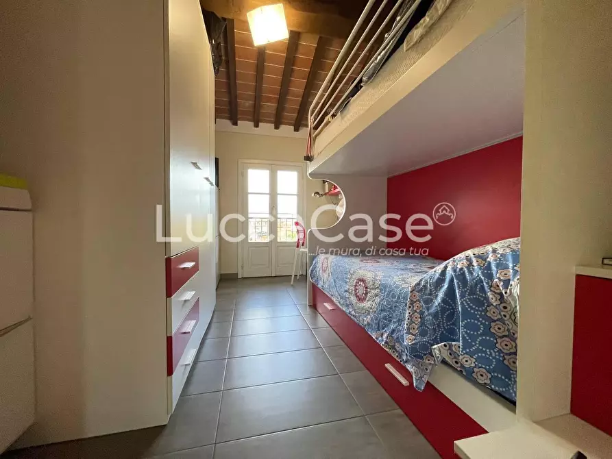 Immagine 18 di Appartamento in vendita  a Capannori